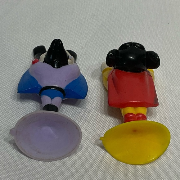 Vintage Mighty Mouse & Bat Bat Window Suction Toy Figures Set Good Condition - Picture 4 of 7